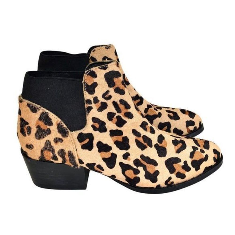 Steve Madden Palace Women's Size 6.5 B Genuine Dyed Cow Hair Chelsea Ankle Boots
